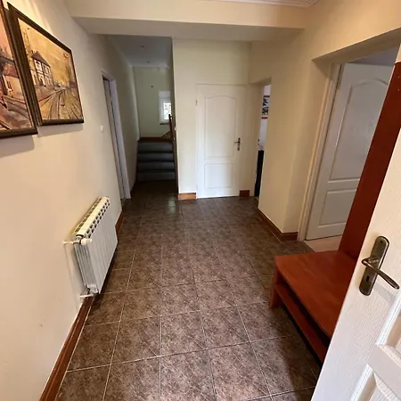 別荘 Nad Jeziorem Parter