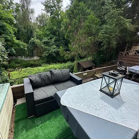 Nad Jeziorem Parter 別荘 Rudno