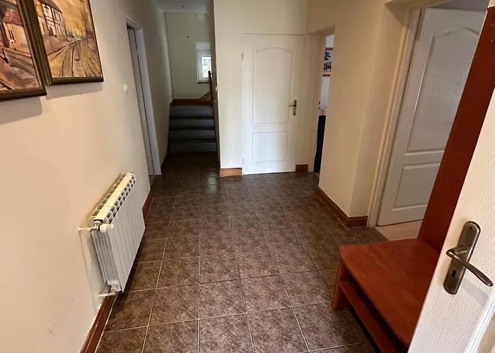 Holiday home Nad Jeziorem Parter